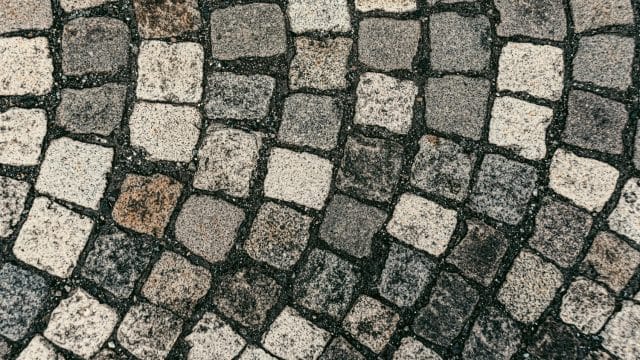 Benefits of Natural Stone Paving for Wahroonga Gardens