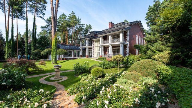 Modern Landscaping Design Trends for North Shore Residences