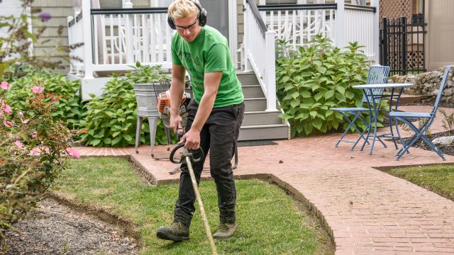 7 Factors to Consider before Landscaping Your New Home