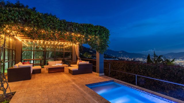 Unlock Your Pool’s Potential: 4 Reasons to Remodel Now